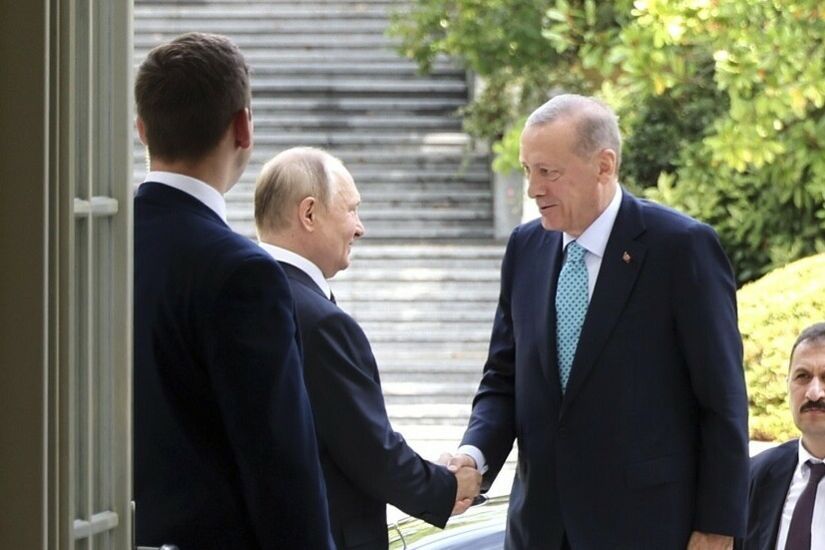دبلوماسي تركي: زيارة بوتين إلى تركيا ستجري في فبراير مبدئيا