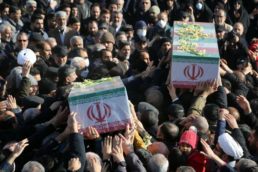 رويترز: الحرس الثوري الإيراني يسحب ضباطه من سوريا