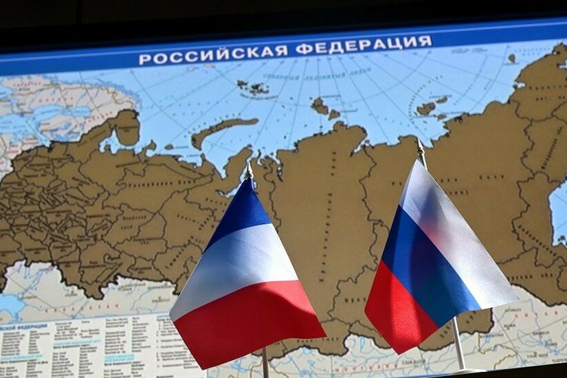 سفير موسكو في باريس: ندرس الرد المحتمل حال مصادرة فرنسا لأصول روسية