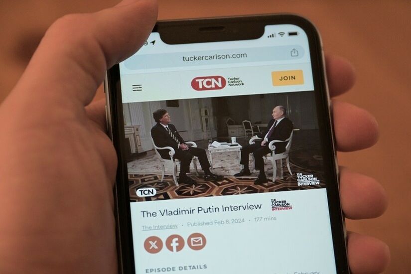 ريابكوف: مقابلة بوتين مع كارلسون كسرت الحصار الإعلامي المفروض على روسيا