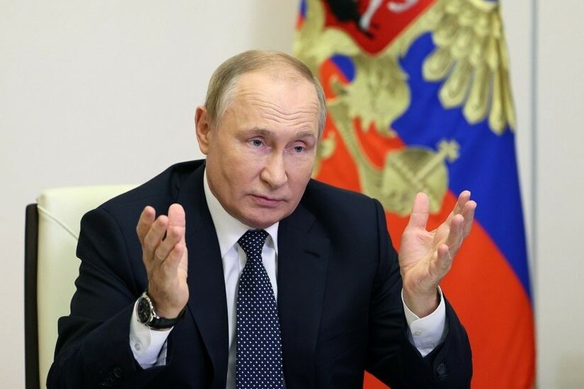 بوتين يوقع على قانون حول مصادرة ممتلكات المدانين بنشر التزييف عن الجيش