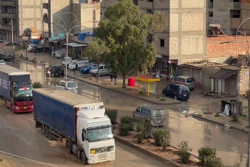 مراسلنا: قافلة شاحنات تابعة للتحالف الدولي تتجه إلى المواقع الأمريكية شرقي سوريا قادمة من العراق