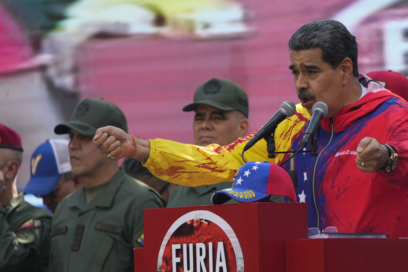 مادورو يتحدث عن تدخل عسكري أمريكي وشيك في فنزويلا