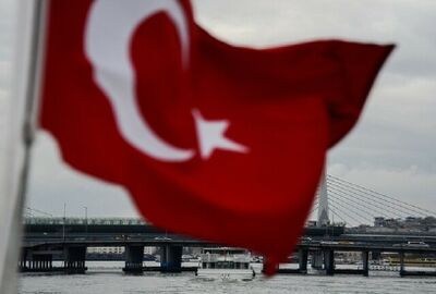 حزب وطن التركي يطالب بطرد دبلوماسيين أمريكيين يهددون بالعقوبات على التجارة مع روسيا