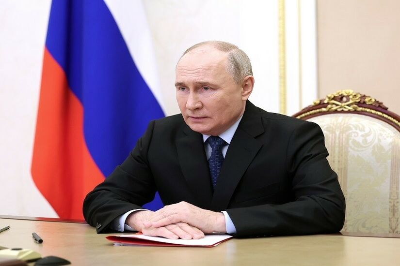 نحن نؤمن بالشباب.. بوتين يؤكد انفتاح روسيا على الحوار مع جمع دول العالم!