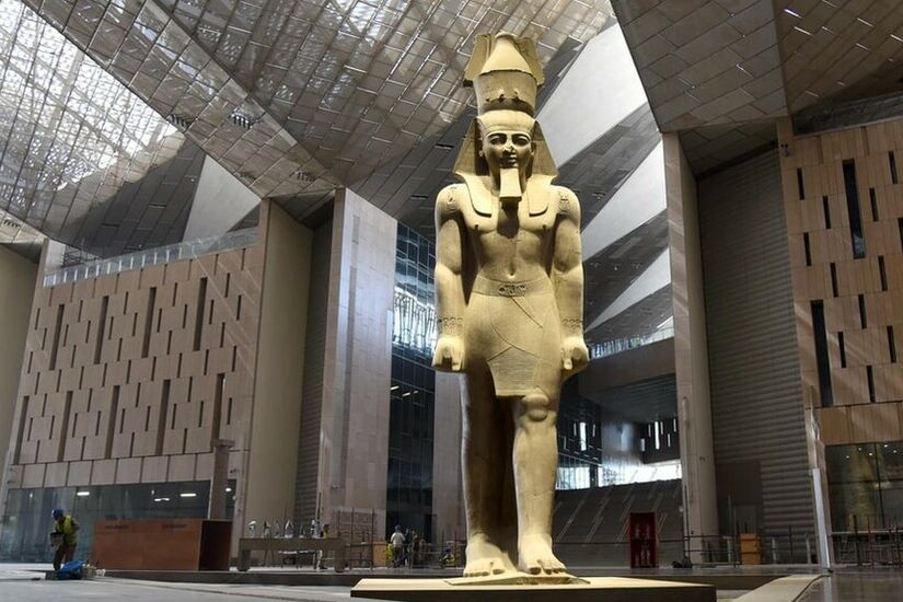 مصر.. اكتشاف تمثال جديد لرمسيس الثاني
