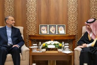 وزير الخارجية السعودي يلتقي نظيره الإيراني في جدة