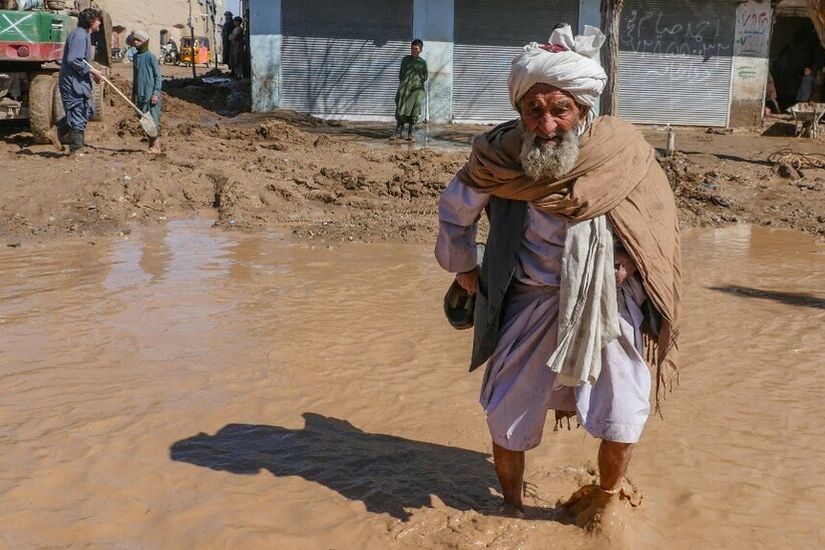 مصرع 60 شخصا وإصابة العشرات جراء سوء الأحوال الجوية في أفغانستان