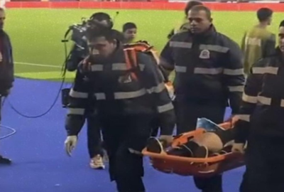 إمام عاشور يتعرض لإصابة خطيرة في لقاء نيوزيلندا ويغادر الملعب باكيا