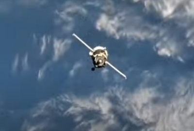 طاقم مركبة سويوز ينضم لرواد المحطة الفضائية الدولية