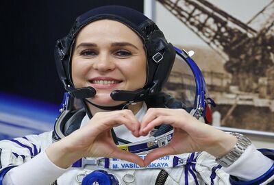 أول رائدة بيلاروسية تجري تجارب بيولوجية على متن محطة الفضاء الدولية