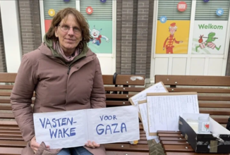 بروفيسورة هولندية تنظم وقفة صيام من أجل غزة