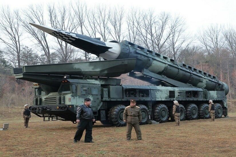 كوريا الشمالية تعلن عن نجاح اختبار صاروخها الجديد