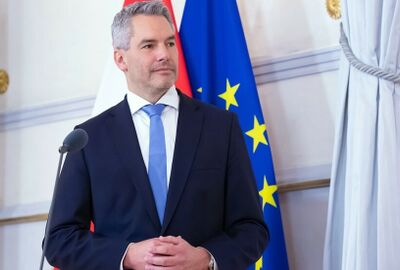 مستشار النمسا يؤكد استحالة التسوية السلمية للأزمة الأوكرانية من دون مشاركة روسيا