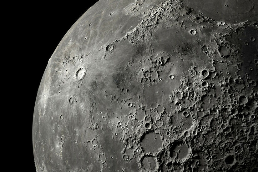 العثور على معدنين جديدين على سطح القمر