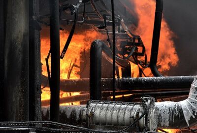 اندلاع حريق في خط لنقل النفط الخام بحمص السورية