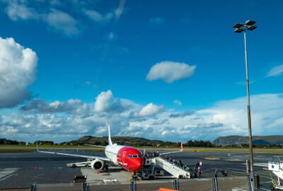 مشكلة فنية تؤدي إلى إغلاق المجال الجوي لجنوب النرويج وتأخير الرحلات بمطار أوسلو