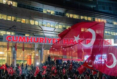 الحزب الحاكم في تركيا يلقي باللوم في خسارته على مواقع التواصل الاجتماعي