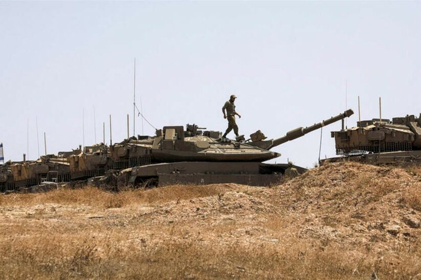 الجيش الإسرائيلي يعلن إطلاق نار قرب الحدود المصرية