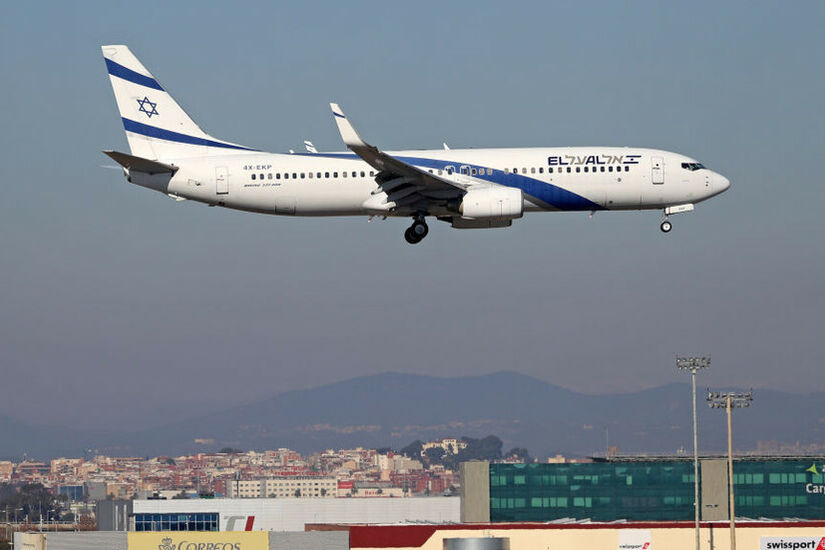 مسافر يهاجم أفراد طاقم طائرة تابعة لشركة إلعال الإسرائيلية