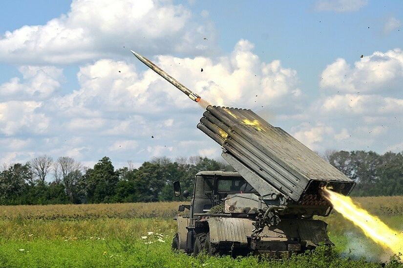 1.5 ألف جندي ومدرعات غربية ومستودعات وقود.. الدفاع الروسية تلخص خسائر أوكرانيا خلال يوم
