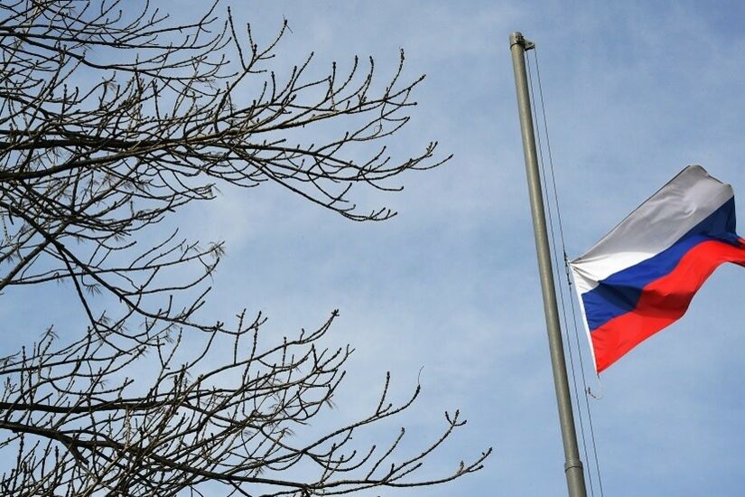 السفارة الروسية: قرار برلين بحظر رفع الأعلام الروسية يومي 8 ـ 9 مايو غير مقبول