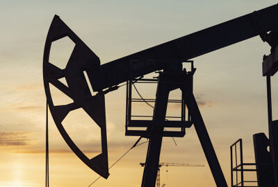 استقرار أسعار النفط بانتظار تقرير أوبك