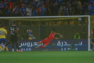 بعد 23 ثانية..  أوتافيو يهز شباك بونو بأسرع هدف في تاريخ مباريات النصر والهلال