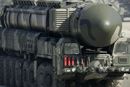 الجيش البيلاروسي يكمل دورة تدريب على استخدام الأسلحة النووية