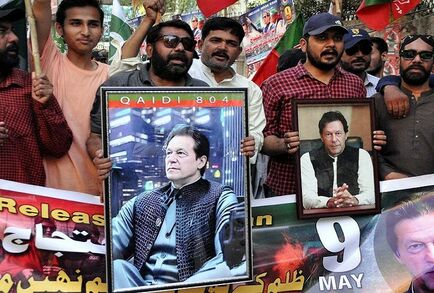 القضاء الباكستاني يبرئ عمران خان من تهمة تسريب أسرار دولة