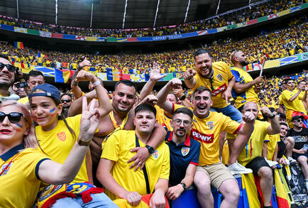 جماهير رومانيا تستفز منتخب أوكرانيا بهتاف بوتين في يورو 2024