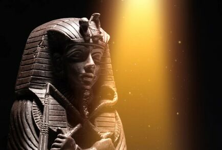 زاهي حواس يرد على دخول الأفروسنتريك للمتحف المصري