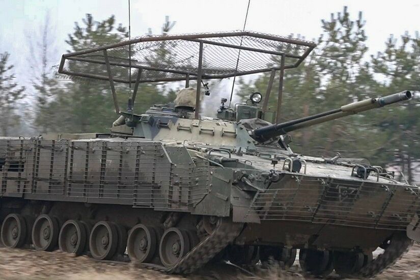 روسيا تجهّز مدرعات BMP-3 بأنظمة لقمع الدرونات