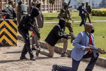 كينيا تعلن حالة الطوارئ وسط احتجاجات شعبية ضد الحكومة