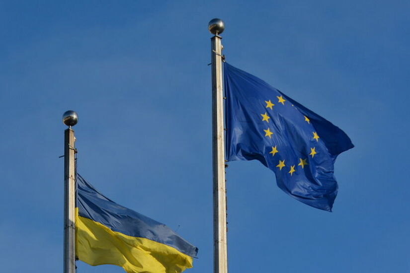 الاتحاد الأوروبي وأوكرانيا يوقعان اتفاقية في بروكسل حول الضمانات الأمنية لكييف