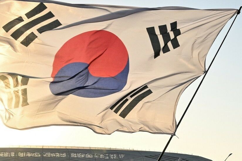 كوريا الجنوبية.. السلطات تفتح تحقيقا إثر انتحار روبوت من أعلى الدرج