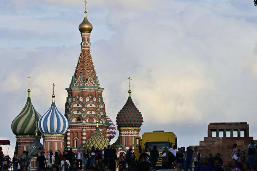 مستثمر أمريكي يرجح رفع العقوبات الأمريكية عن روسيا