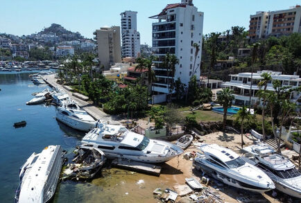 تحذيرات من إعصار كارثي محتمل في الكاريبي