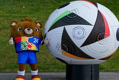 الكشف رسميا عن كرة مباريات نصف نهائي ونهائي يورو 2024
