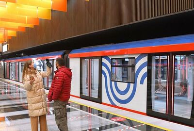 كارلسون: مترو موسكو أفضل من أي مترو أمريكي