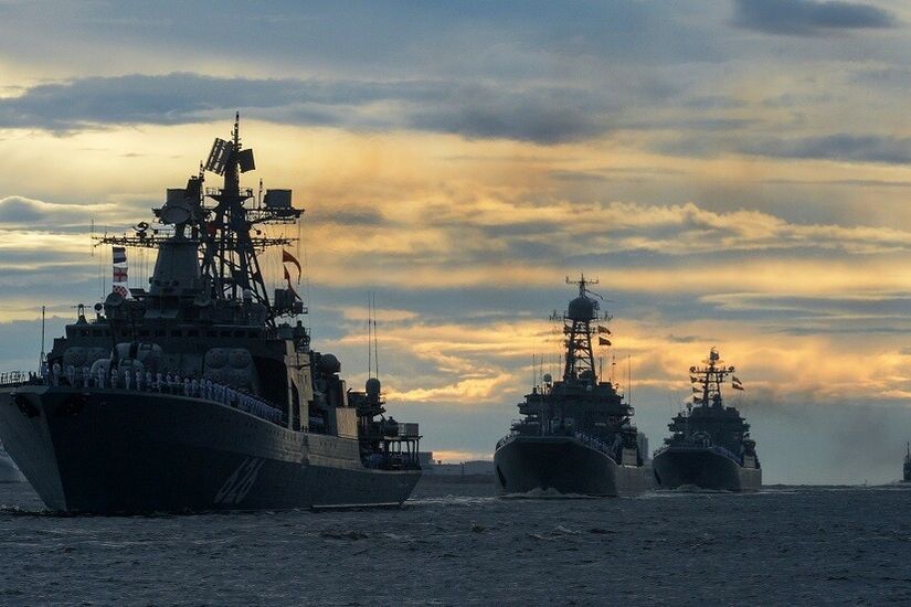 الدفاع الروسية: هجوم مسيرات بحرية أوكرانية على سفن للأسطول الروسي في البحر الأسود