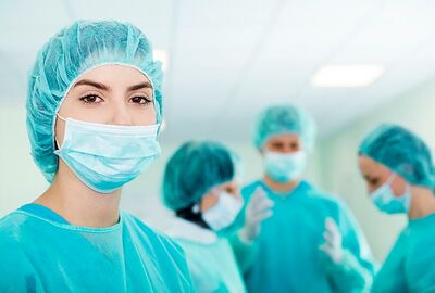 الأطباء الروس يجرون عملية جراحية فريدة لصمام القلب