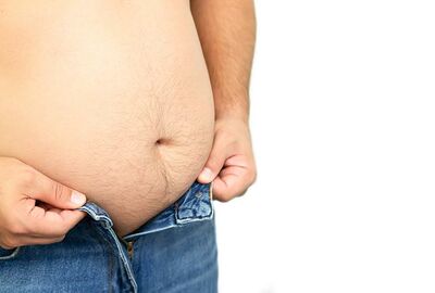لماذا يفقد الرجال ضعف كمية الدهون التي تفقدها النساء عند اتباع نظام غذائي؟