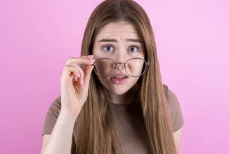 هل تجعل النظارات الطبية بصرك أسوأ ؟