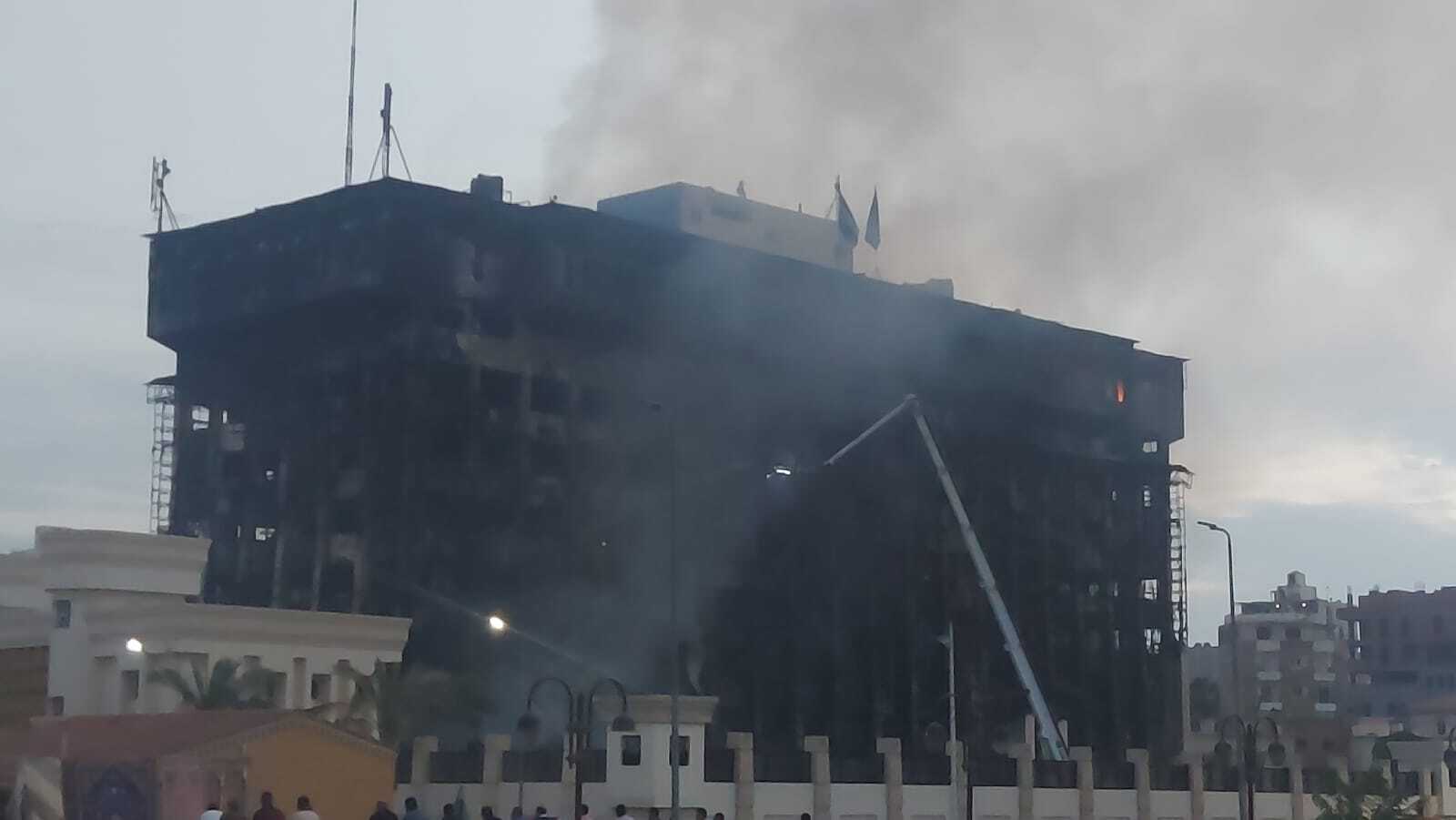 مصر.. مديرية أمن الإسماعيلية بعد الحريق (فيديو وصور)