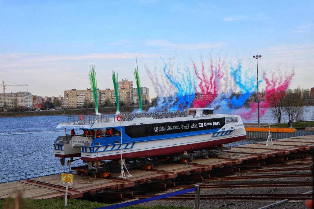 روسيا تطور جيلا جديدا من سفن الركاب المخصصة للنقل البحري والنهري