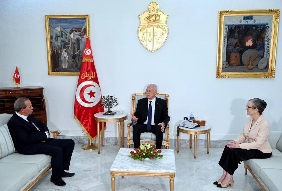 الرئيس التونسي: نحن بحاجة إلى منظومة جديدة لا إلى نظام سياسي جديد