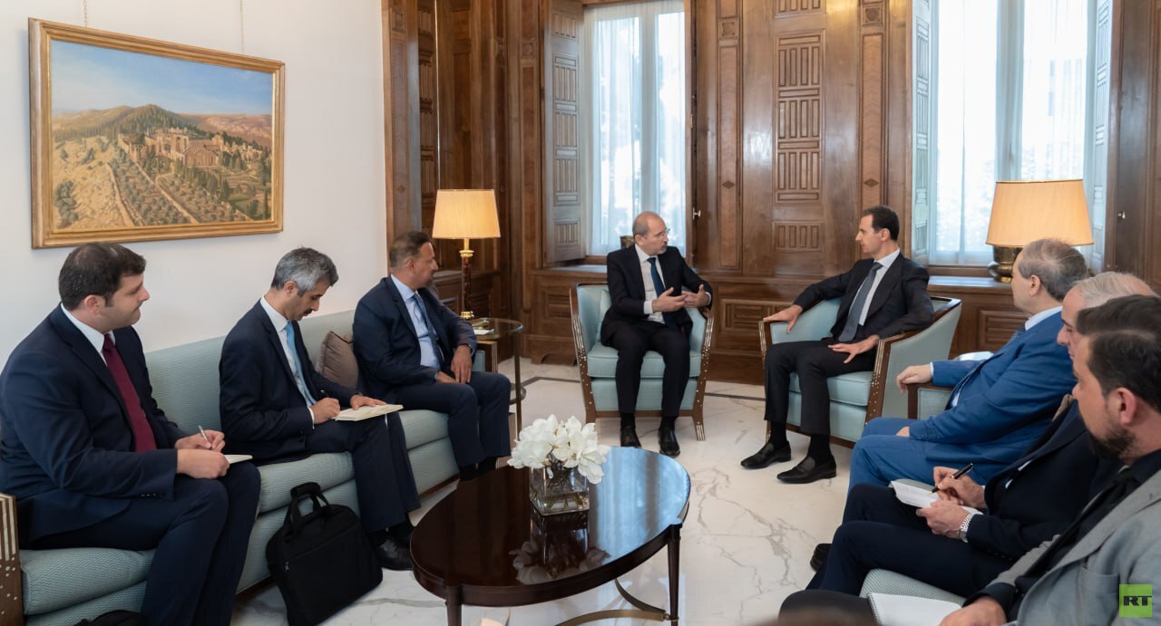 الأسد يبحث ملف عودة اللاجئين مع وزير الخارجية الأردني