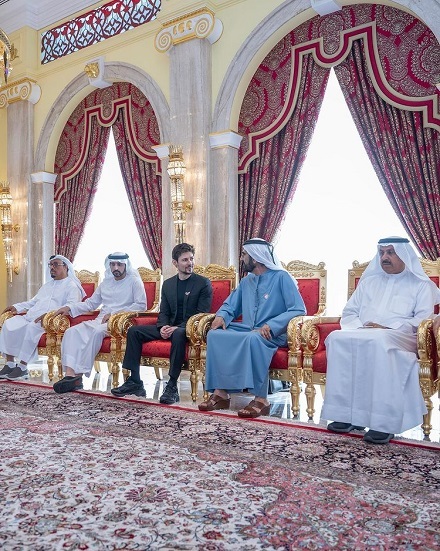 حاكم دبي محمد بن راشد يلتقي مؤسس تطبيق 
