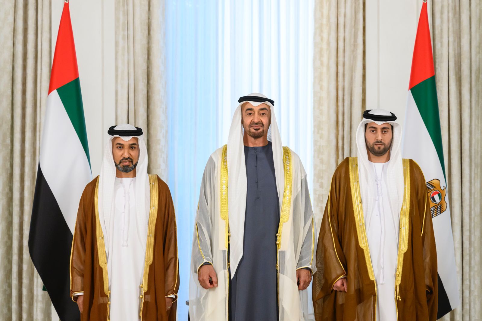 سفير الإمارات لدى قطر يؤدي اليمين القانونية أمام رئيس الدولة الشيخ محمد بن زايد آل نهيان